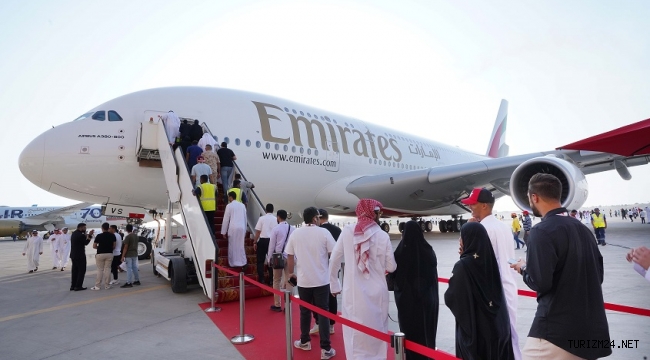 Emirates A380, Bahreyn Havacılık Fuarı'nda binlerce ziyaretçiyi ağırladı