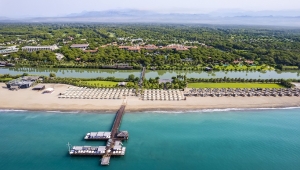 CORAL TRAVEL STARWAY WORLD BEST HOTELS’DE GLORIA HOTELS & RESORTS BELEK’E ÖDÜL YAĞMURU