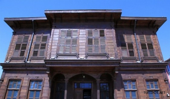 Edirne Kent Müzesi turistlere kapısını açıyor