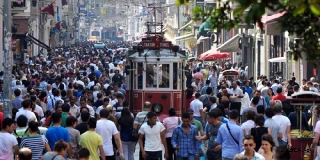 İSTANBUL’A GELEN YABANCI ZİYARETÇİ SAYISI HER GEÇEN GÜN ARTIYOR