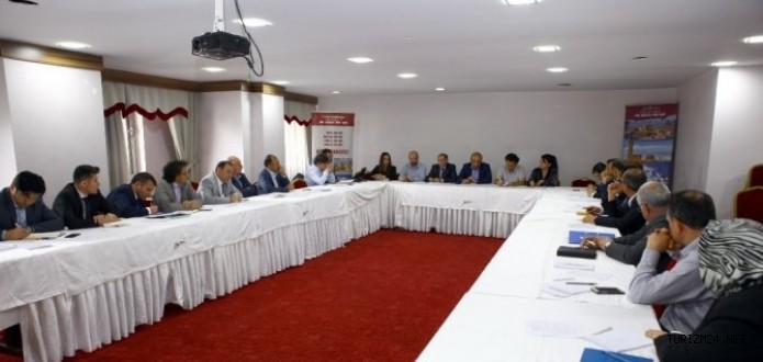 TÜRSAB, serhat şehirleri için toplantı düzenledi